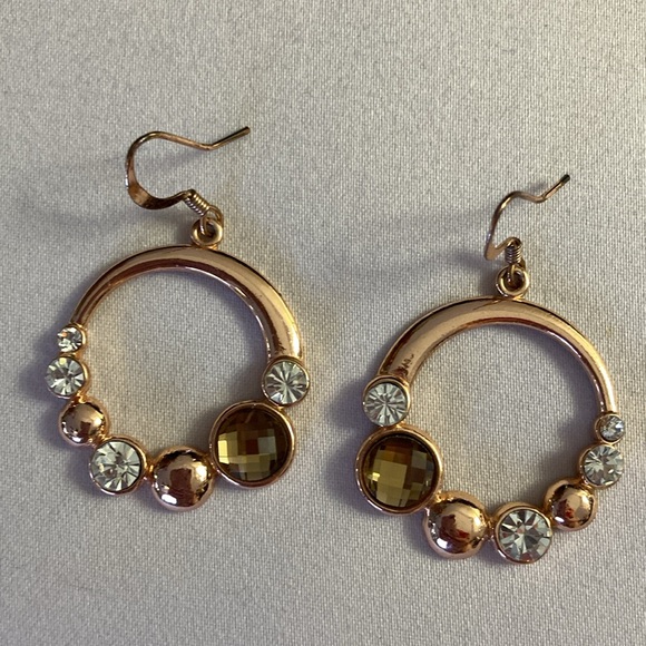 NWOT - Rose Goldtone White & Smokey Crystal French Hook Drop Pierced Earrings - Picture 2 of 8